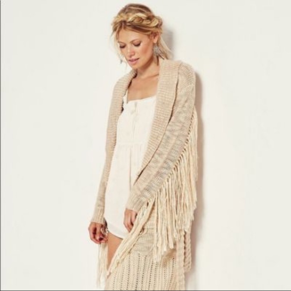 *Spell Cozy Corner Fringe Cardigan Arnhem like
